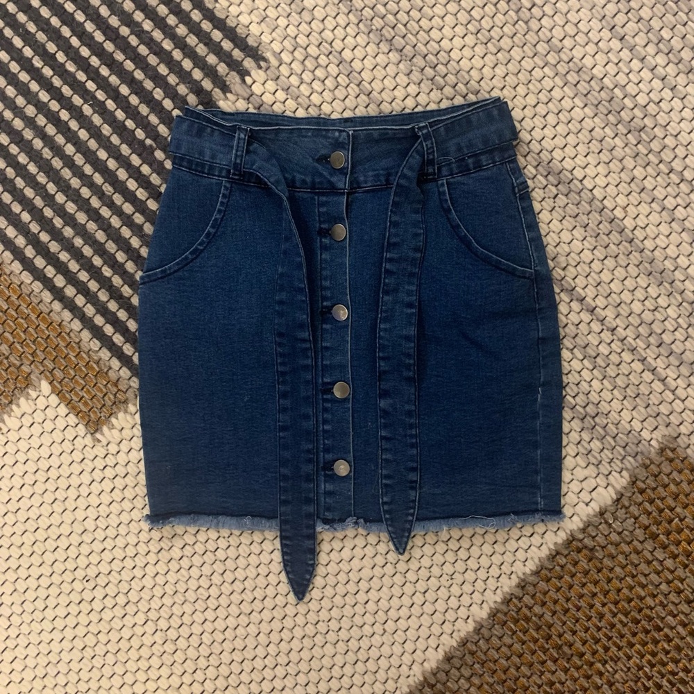 Denim skirt